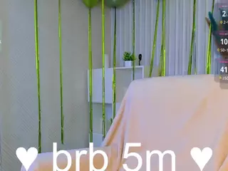 Luna-Moon13's Live Sex Cam Show
