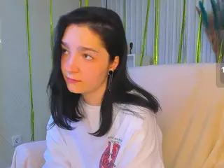 Luna-Moon13's Live Sex Cam Show