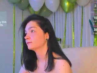 Luna-Moon13's Live Sex Cam Show