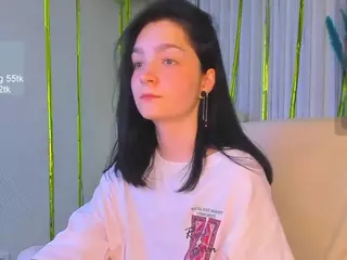 Luna-Moon13's Live Sex Cam Show