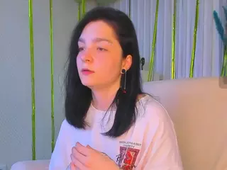 Luna-Moon13's Live Sex Cam Show