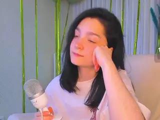 Luna-Moon13's Live Sex Cam Show