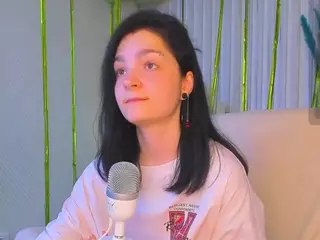 Luna-Moon13's Live Sex Cam Show