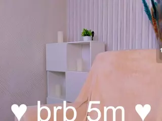 Luna-Moon13's Live Sex Cam Show