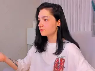 Luna-Moon13's Live Sex Cam Show