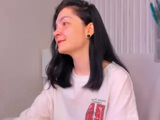 Luna-Moon13's Live Sex Cam Show