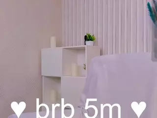 Luna-Moon13's Live Sex Cam Show