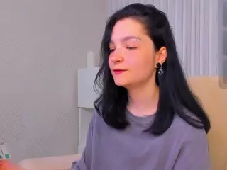 Luna-Moon13's Live Sex Cam Show