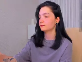Luna-Moon13's Live Sex Cam Show