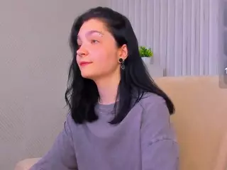 Luna-Moon13's Live Sex Cam Show