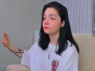 Luna-Moon13's Live Sex Cam Show