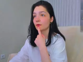 Luna-Moon13's Live Sex Cam Show