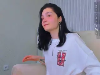 Luna-Moon13's Live Sex Cam Show