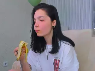 Luna-Moon13's Live Sex Cam Show