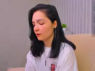 Luna-Moon13's Live Sex Cam Show