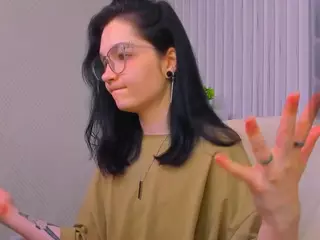 Luna-Moon13's Live Sex Cam Show