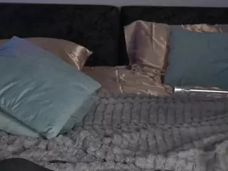 NanaDaizy's Live Sex Cam Show