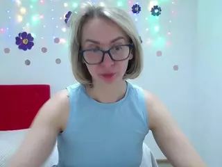 VasilisaSii's Live Sex Cam Show