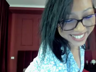 ExoticB3auty's Live Sex Cam Show