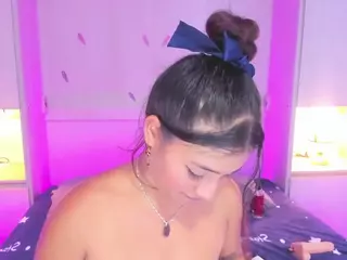 CandyyMaria's Live Sex Cam Show