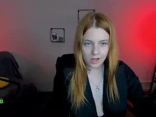 juli-kisss's Live Sex Cam Show