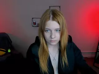 juli-kisss's Live Sex Cam Show