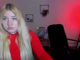 juli-kisss's Live Sex Cam Show