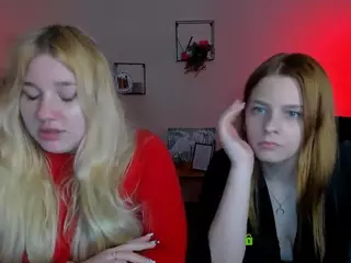 juli-kisss's Live Sex Cam Show