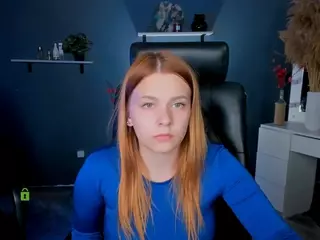 juli-kisss's Live Sex Cam Show