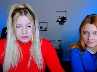 juli-kisss's Live Sex Cam Show