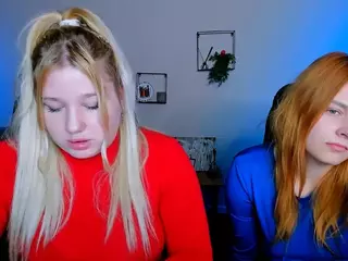 juli-kisss's Live Sex Cam Show