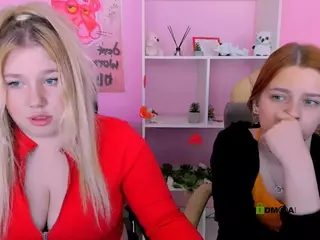 juli-kisss's Live Sex Cam Show