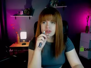 juli-kisss's Live Sex Cam Show