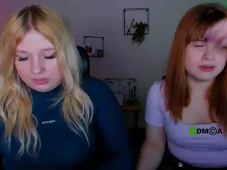 juli-kisss's Live Sex Cam Show