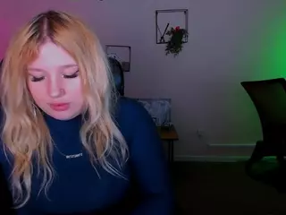 juli-kisss's Live Sex Cam Show