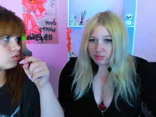 juli-kisss's Live Sex Cam Show