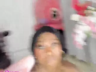 kaitllyn-queen's Live Sex Cam Show