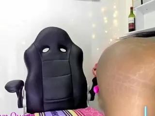kaitllyn-queen's Live Sex Cam Show