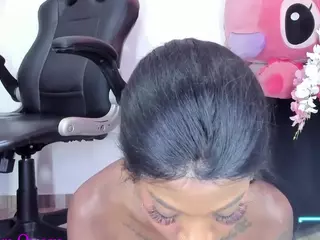 kaitllyn-queen's Live Sex Cam Show