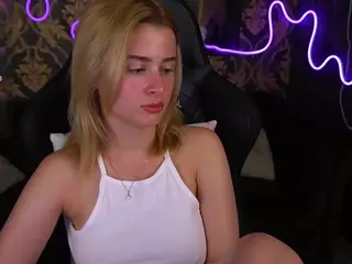 PetiteLexyy's Live Sex Cam Show