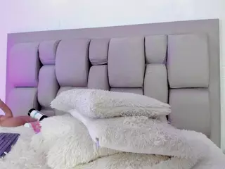 SashaaMoon's Live Sex Cam Show