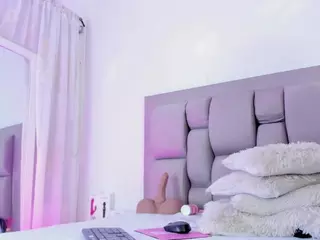 SashaaMoon's Live Sex Cam Show