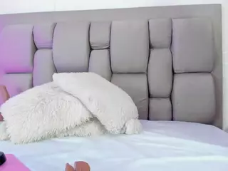 SashaaMoon's Live Sex Cam Show