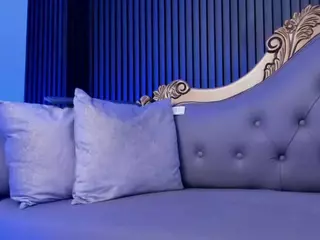 YOURPERFECT-ASS's Live Sex Cam Show