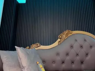 YOURPERFECT-ASS's Live Sex Cam Show