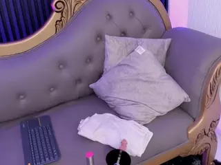 YOURPERFECT-ASS's Live Sex Cam Show