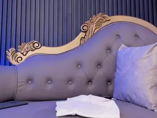 YOURPERFECT-ASS's Live Sex Cam Show