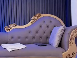 YOURPERFECT-ASS's Live Sex Cam Show