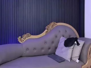 YOURPERFECT-ASS's Live Sex Cam Show