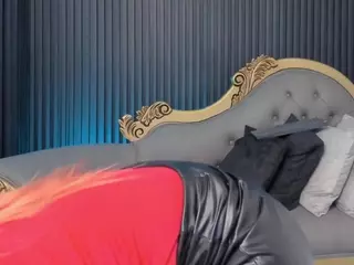 YOURPERFECT-ASS's Live Sex Cam Show